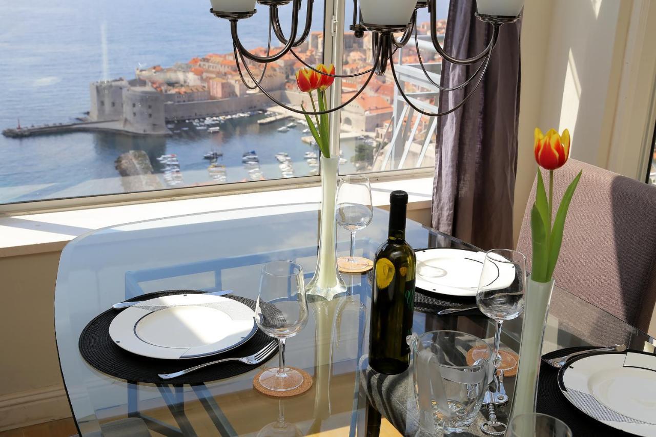 Spacious 2 Bedroom Apt Luxeview- Oldtownview, 10Min To Town دوبروفينك المظهر الخارجي الصورة