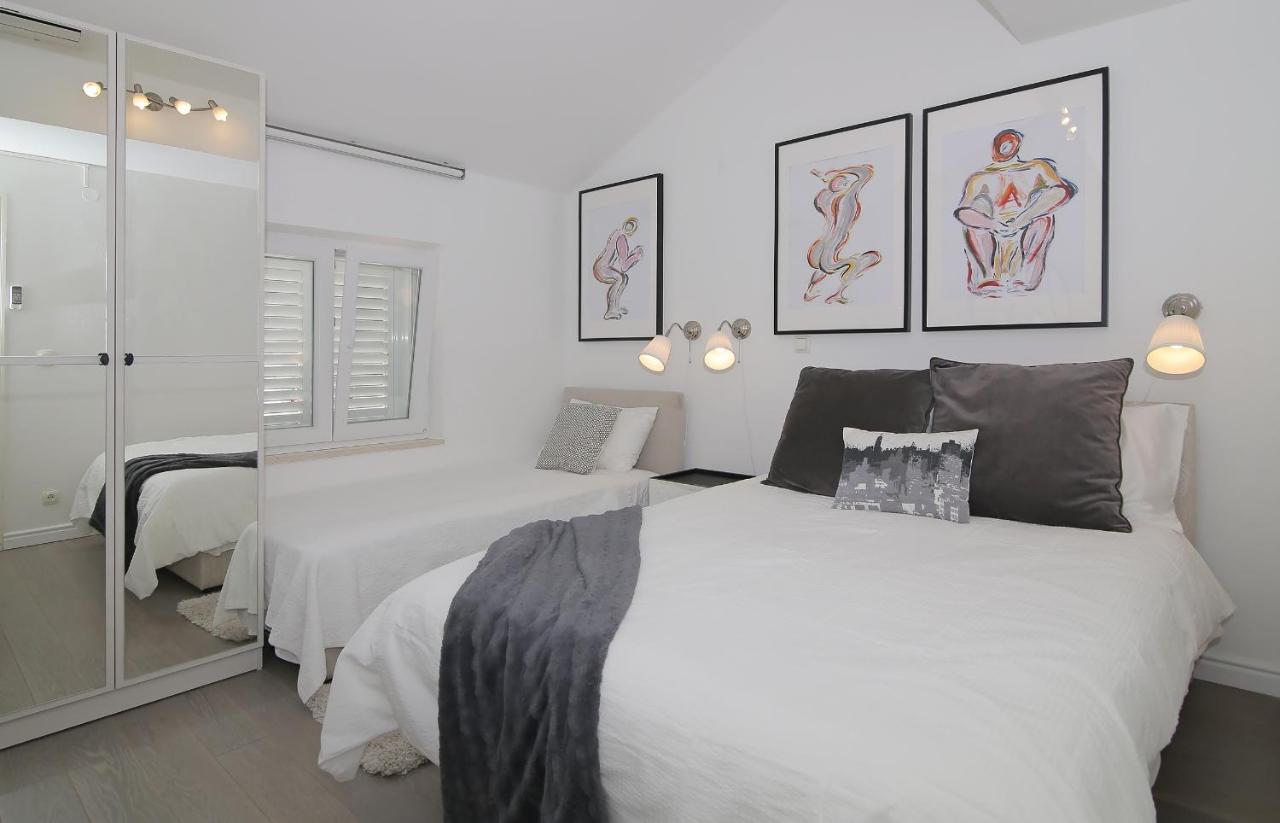 Spacious 2 Bedroom Apt Luxeview- Oldtownview, 10Min To Town دوبروفينك المظهر الخارجي الصورة